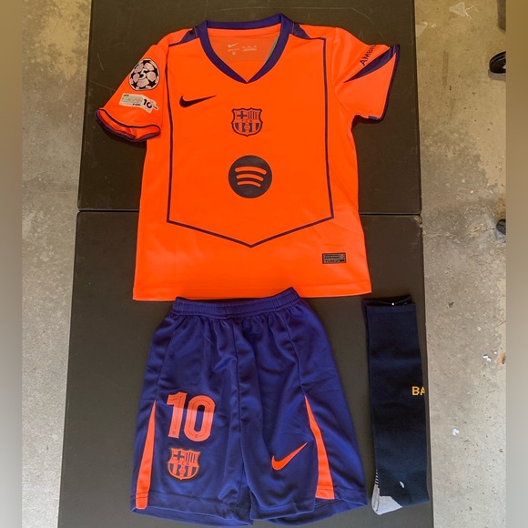 Kids Barcelona 25/26 Jerseys - Picture 1 of 14